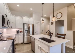 Photo #1: 1764705 Listing 