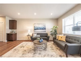 Photo #6: 1782376 Listing