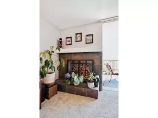 Photo #5: 1792750 Listing 