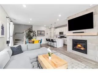 Photo #4: 1793541 Listing 