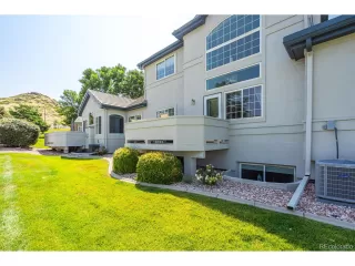 Photo #5: 1799950 Listing 