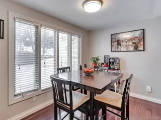 Photo #3: 1811155 Listing