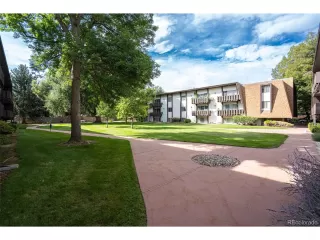 Photo #5: 1812610 Listing