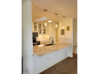 Photo #3: 1819104 Listing