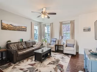 Photo #4: 1835111 Listing