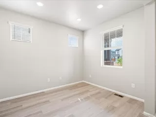 Photo #5: 1837720 Listing