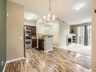 Photo #3: 1841886 Listing