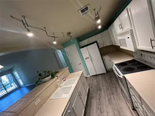 Photo #5: 1850994 Listing