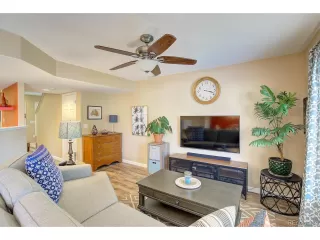 Photo #2: 1858318 Listing