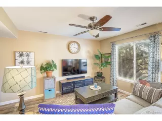 Photo #3: 1858318 Listing