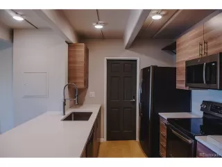 Photo #6: 1859555 Listing