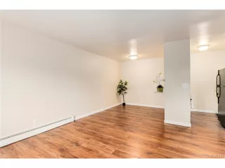 Photo #3: 1863641 Listing