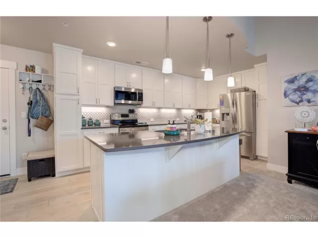 MLS: 1877659 Condo For Sale