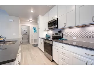 Photo #6: 1877659 Listing