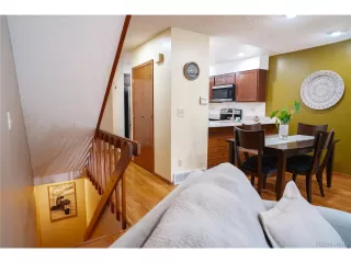 Photo #4: 1885430 Listing