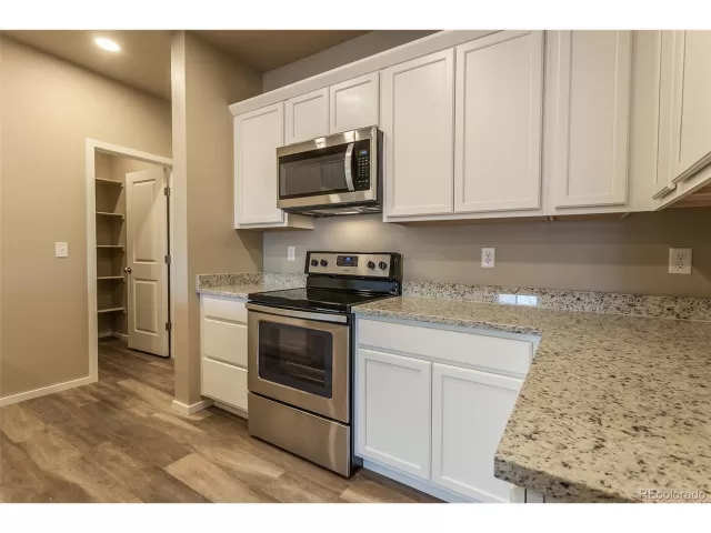 MLS: 1890158 Condo For Sale