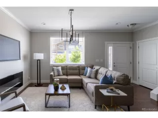 Photo #1: 1897412 Listing