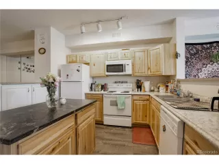 Photo #5: 1900915 Listing