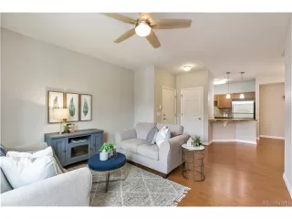 Photo #5: 1903379 Listing