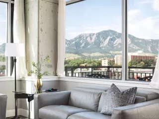 Photo #2: 1923910 Listing