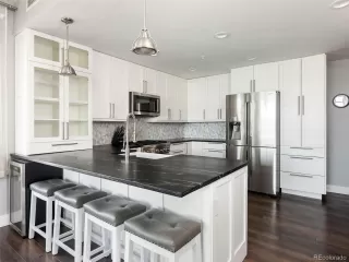 Photo #6: 1923910 Listing