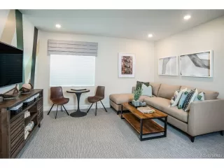 Photo #6: 1927371 Listing