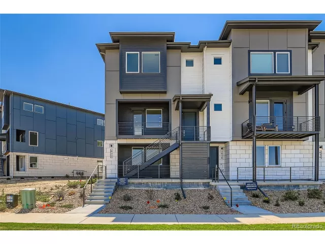 MLS: 1938775 Condo For Sale