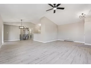 Photo #4: 1946117 Listing