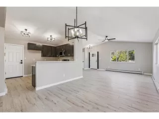 Photo #5: 1946117 Listing