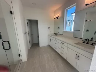 Photo #5: 1957776 Listing