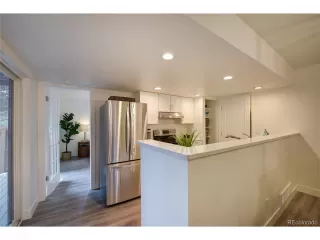 Photo #4: 1961955 Listing 