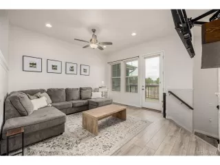 Photo #4: 1964898 Listing