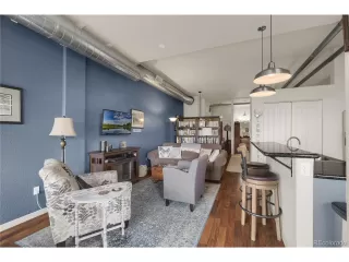 Photo #5: 1973993 Listing