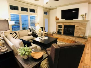 Photo #6: 1986630 Listing