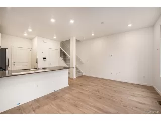 Photo #6: 2000848 Listing 