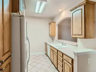 Photo #4: 2002682 Listing