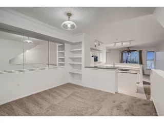 Photo #5: 2004198 Listing