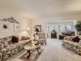 Photo #5: 2014642 Listing