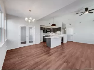 Photo #1: 2029014 Listing