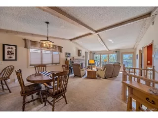 Photo #3: 2038340 Listing