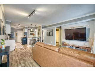 Photo #1: 2042991 Listing 