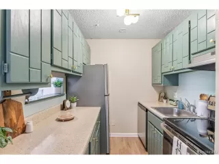 Photo #5: 2047030 Listing