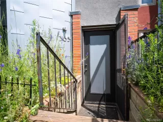 Photo #2: 2047534 Listing