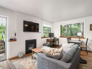 Photo #5: 2047534 Listing