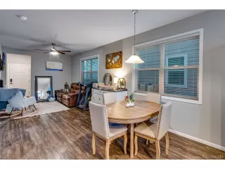 Photo #4: 2054306 Listing