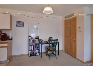 Photo #5: 2054751 Listing