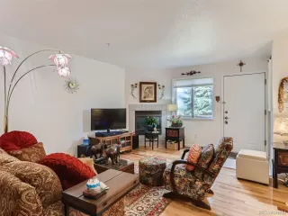 Photo #3: 2066812 Listing