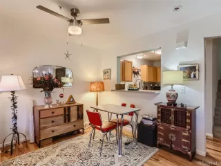 Photo #6: 2066812 Listing