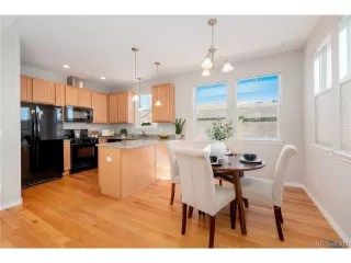 Photo #6: 2075053 Listing