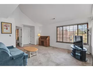 Photo #1: 2096488 Listing 